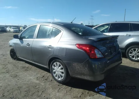 2018 Nissan Versa 1.6 S+ z USA, uszkodzony, nr VIN 3N1CN7AP8JL887597